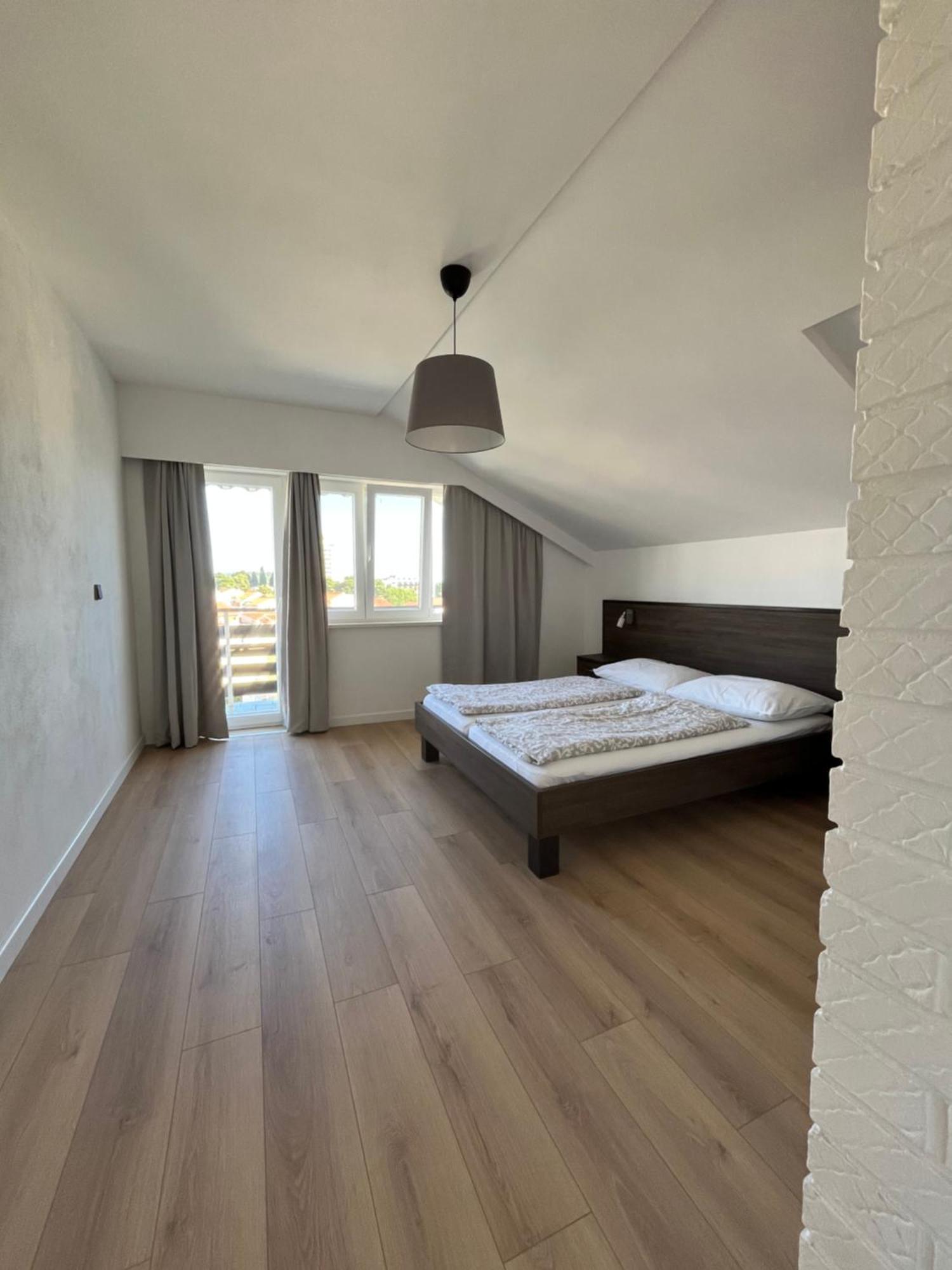 Apartments And Rooms Bozena Vodice Exterior foto