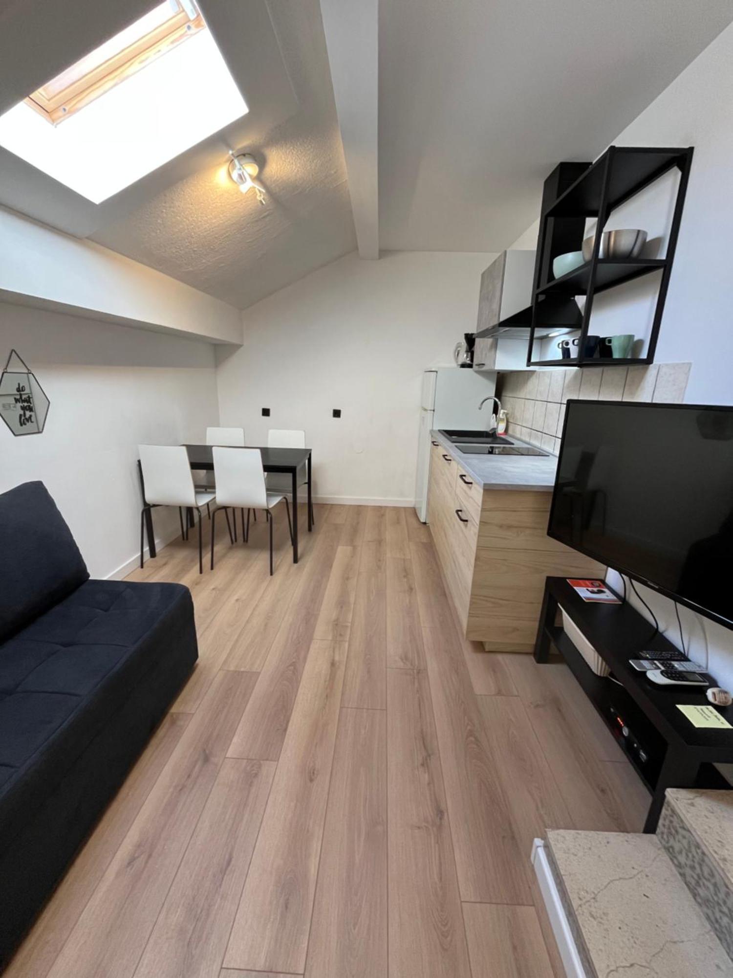 Apartments And Rooms Bozena Vodice Exterior foto
