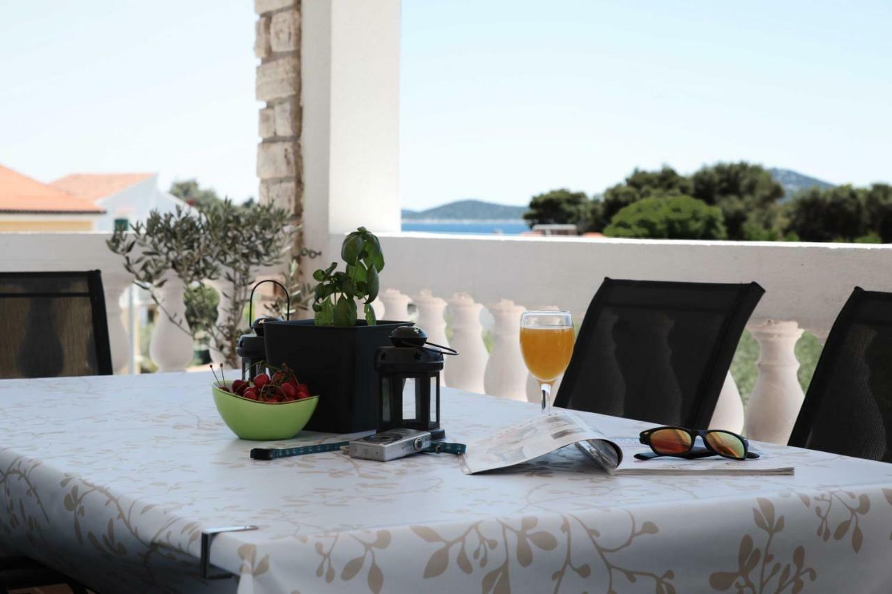 Apartments And Rooms Bozena Vodice Exterior foto