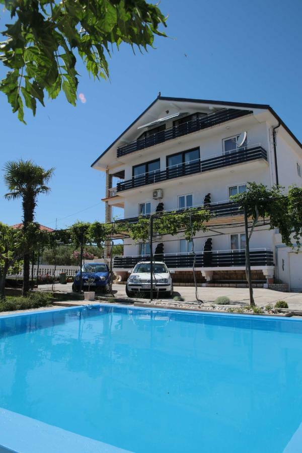 Apartments And Rooms Bozena Vodice Exterior foto