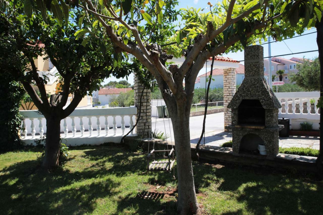 Apartments And Rooms Bozena Vodice Exterior foto