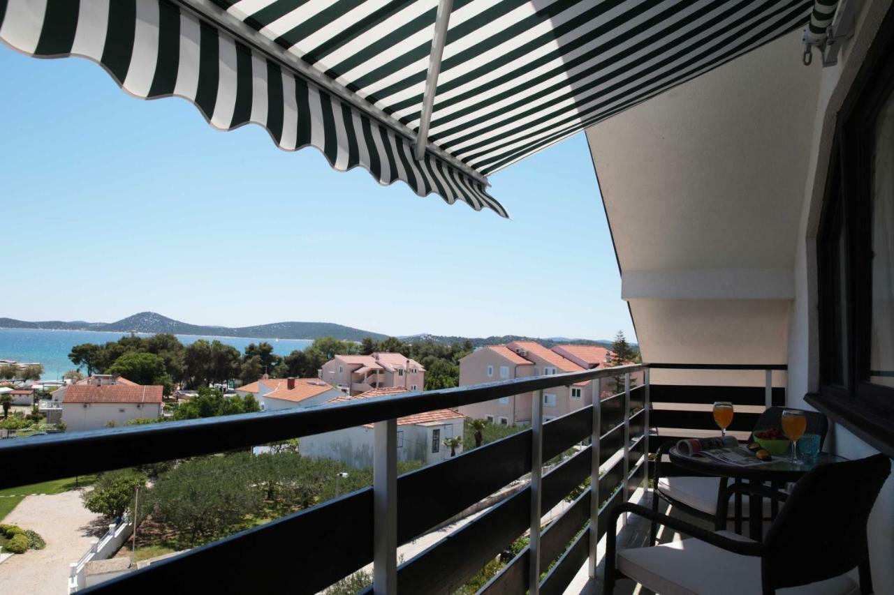 Apartments And Rooms Bozena Vodice Exterior foto